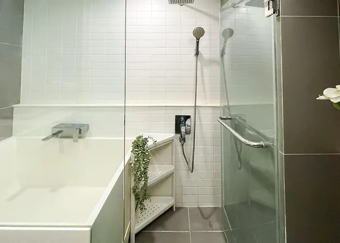 Apartment Elegant 1br - Ultra Fast Wifi - Bts On-nut Bangkok